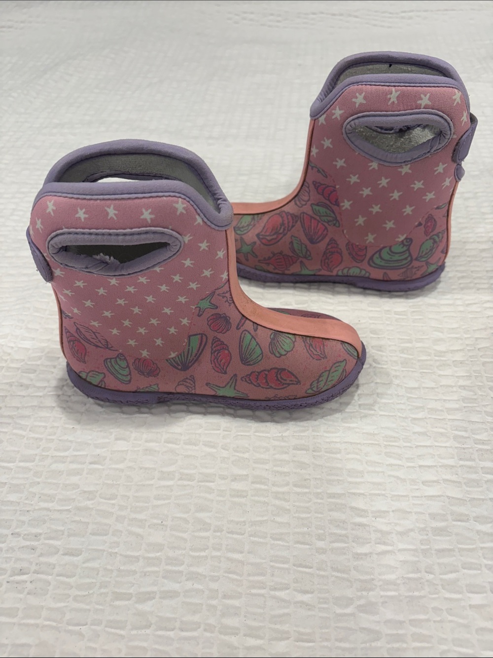 MCiKcc Kids Waterproof Pink Shell-Print Rain Boots
Size 10